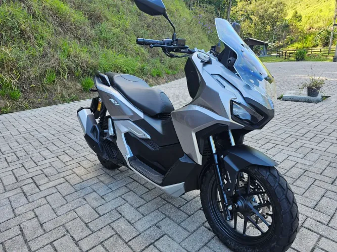  Honda ADV/160 - Único dono