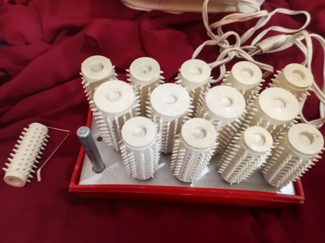 Kit Bobs / Rolos Térmicos Elétricos Volet com Estojo e Grampos