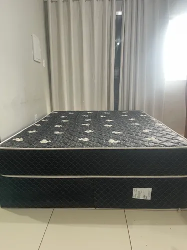 Vendo cama Gazin Queen Size