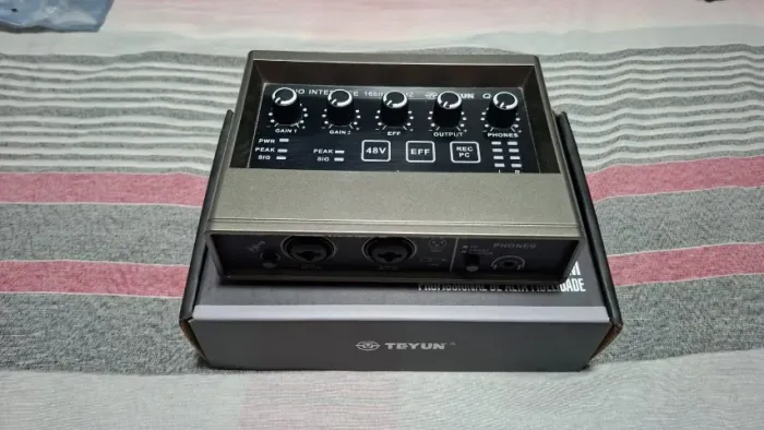 Interface de Áudio Teyun Q16
