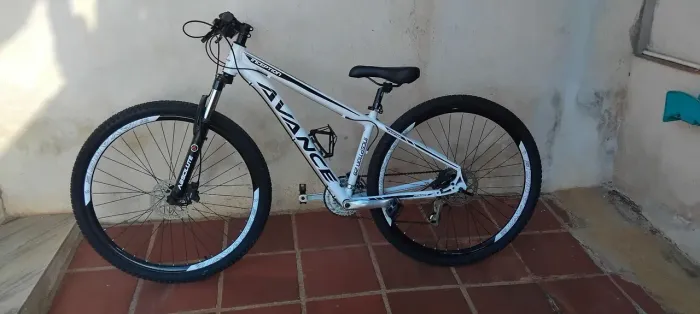 Bicicleta aro 29 nunca usada!