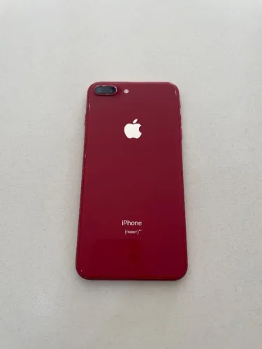 iPhone 8 Plus vermelho 
