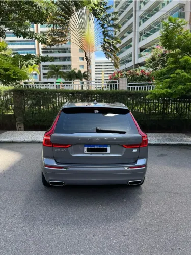 Volvo XC-60 XC 60 T-8 Híbrido Momentum 2.0 5P 2021