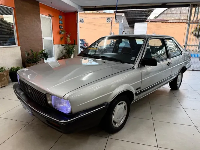 Volkswagen Santana 2.0 MI 2P E 4P 1990