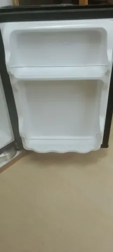 Vendo FRIGOBAR MIDEA 93 LITROS