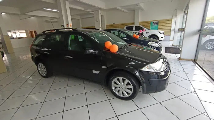 Renault Megane Grand Tour Dynam. Hi-flex 1.6 16V 2013