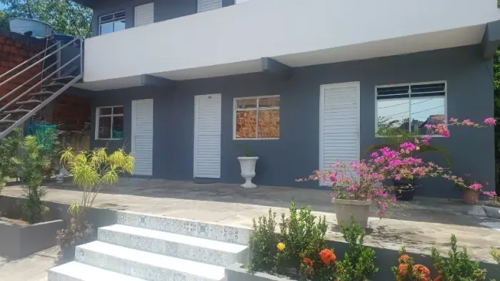 Lindos Apartamentos (novinhos) de 1 quarto frente pro Mar! (5 min do centro!)