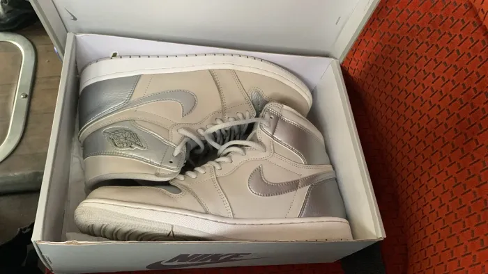 Air Jordan 1 High CO.JP Tokyo Neutral Grey