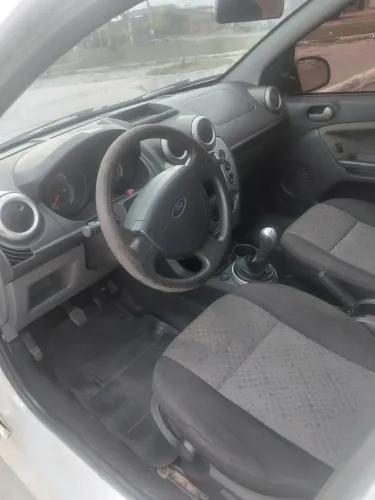 Ford Fiesta 1.6 16V Flex Mec. 5P 2013