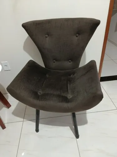 Duas - Poltrona Para Sala Decorativa Emilia - Valor 400 reais