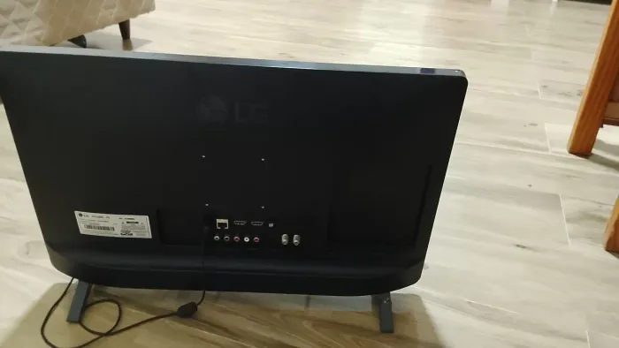 ? TV LG Smart 24" LED HD - Wi-Fi, Apps e Controle Original