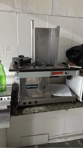 Fatiadora de frios (AUTOMÁTICA)