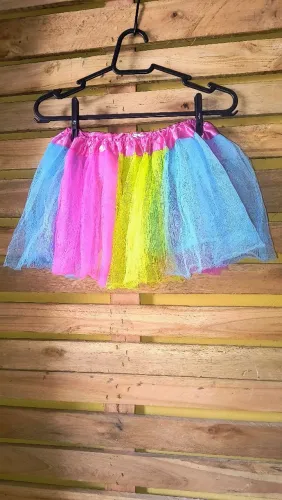 Saia em filó fantasia infantil