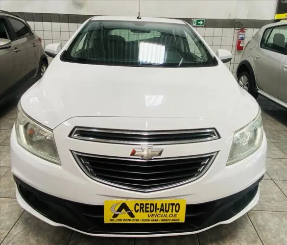 Chevrolet Onix Hatch LT 1.0 8V Flex Mec. 4P 2014