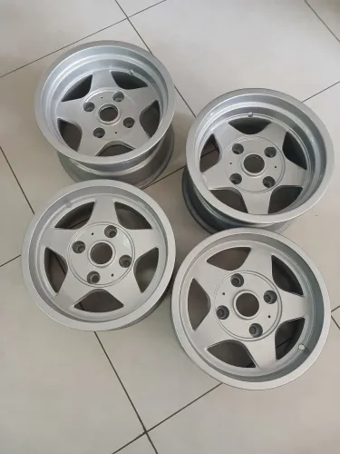 SUPER RARIDADE !!! RODAS ARO 15, MODELO FERRARI!!! BUGGY, FUSCA, PUMA, LINHA VOLKSWAGEN