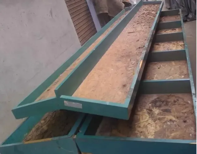 Banca para horti fruti. 3 peças,comprimento 3,0m