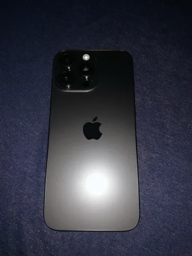 IPHONE 16 PRO MAX · BLACK TITANIUM · 256 GB