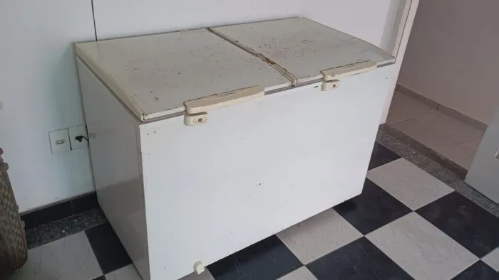 Vendo frezer