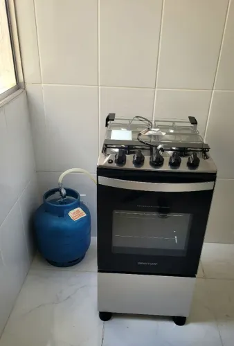 Fogão Brastemp Novíssimo. Acompanha tudo que está na foto!!