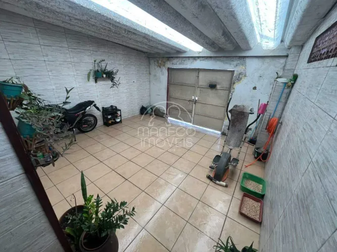 Casa à venda, 3 quartos, 1 suíte, 1 vaga, Vila Jockei Clube - São Vicente/SP