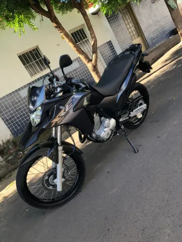Xre 300. Bem conversada