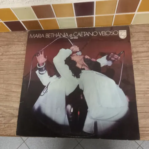 Disco de vinil Maria Bethânia e Caetano Veloso ao vivo