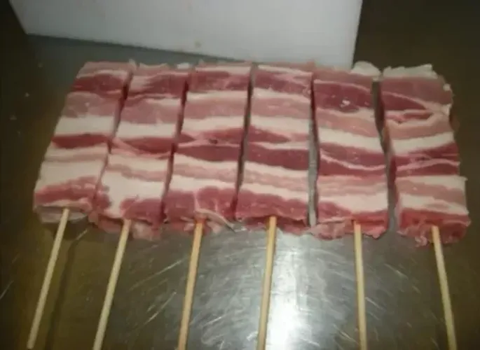 Modeladora/ Formadora de Espetos De Churrasco