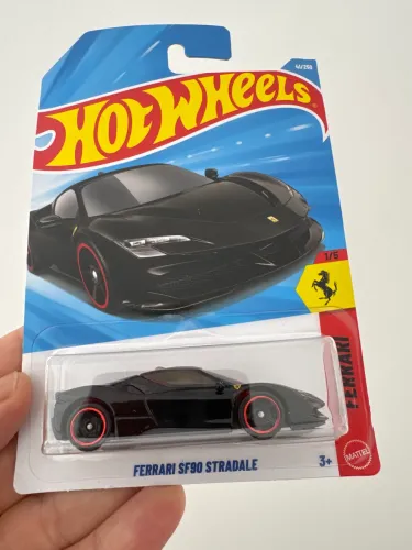 Hot Wheels - FERRARI STRADALE