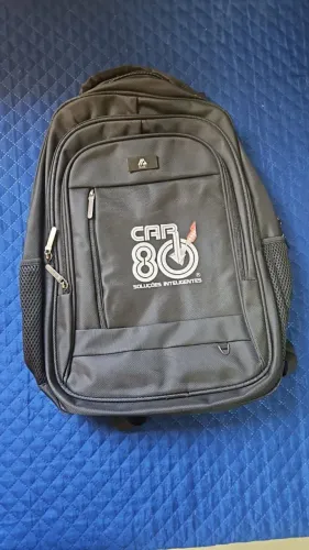 Mochila Com diversos Bolsos