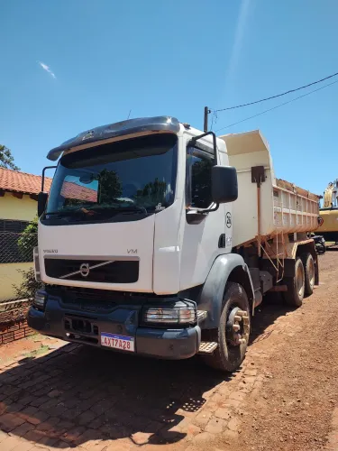 VOLVO VM 270 6X4
