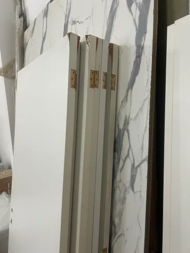 Porta interna usada com detalhes
