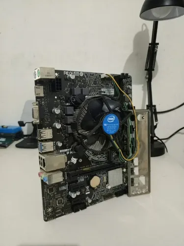 i5-10400F + Placa Mãe Pichau Alphard B560M-T (Seminovo)