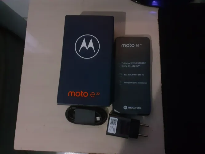 MOTO E22