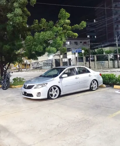 Toyota Corolla GLI 1.8 Flex 16V Aut. 2012