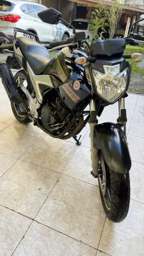 Fazer 250 ys