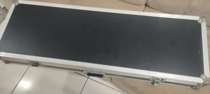 Case para teclado 5/8 em ótimo estado