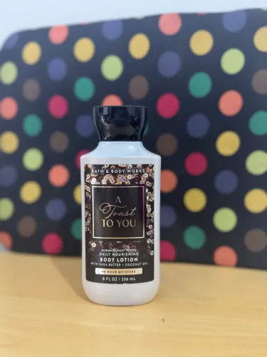 Body Lotion A Toast To You - Bath & Body Works