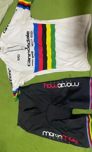 Conjunto Ciclismo Arco Íris