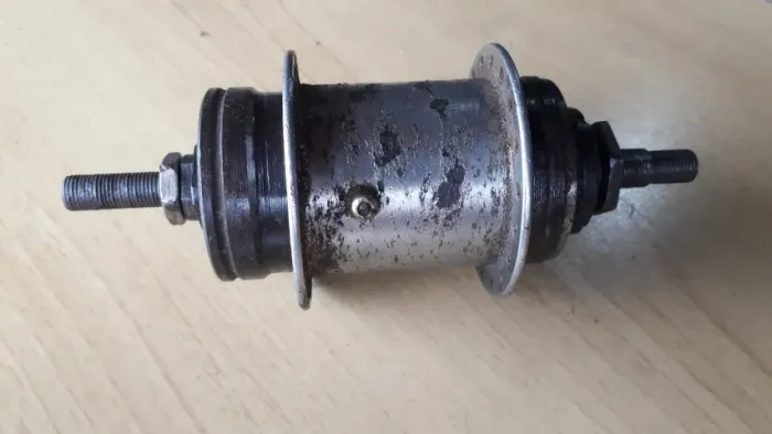 Cubos Shimano 3 marchas no estado, 1 antigo 159,00 e outro Nexus 349,00 somos loja
