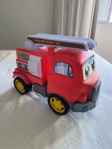 Vendo caminhão de bombeiro Maral