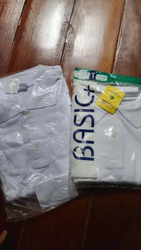 Blusas Pólo brancas Tam GG novas 