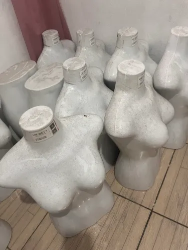 Manequins seminovo