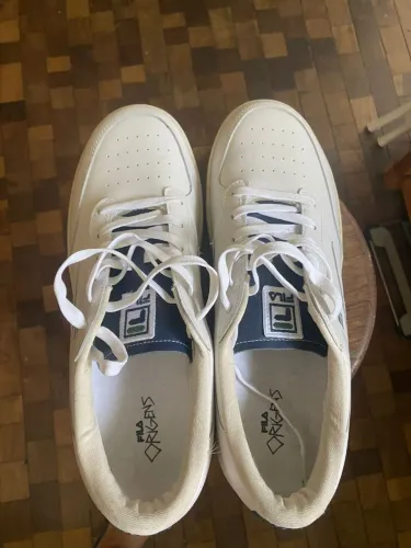 2 pares de tênis Fila 45 novos