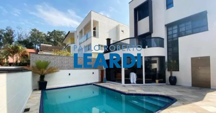 CASA EM CONDOMÍNIO - PARQUE MONTE ALEGRE - SP