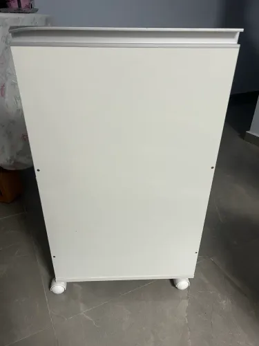 Armário para tanque com rodinhas
