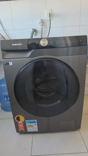 Lava e seca Samsung WD13T