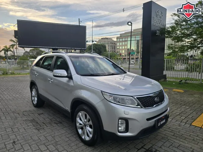 Kia Motors Sorento 3.5 V6 24V 278cv 4X4 Aut. 2015