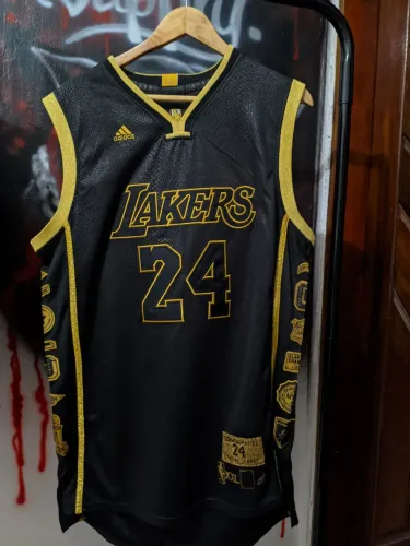 camisa mamba negra adidas kobe bryant.