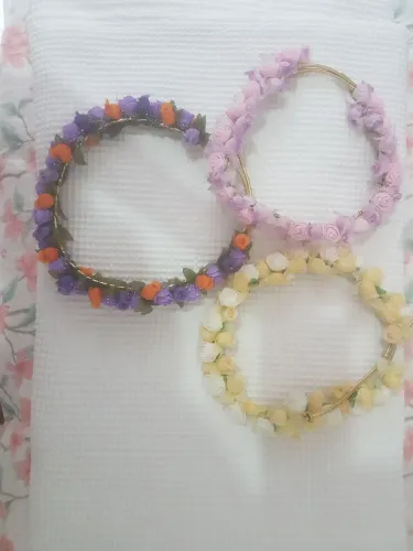 Tiaras de flores artesanais