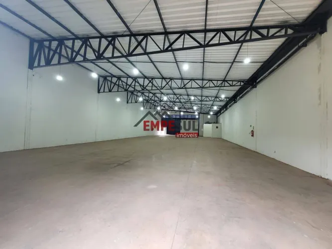 Vendo Galpão na 903 sul Avenida LO 23 com 402m2